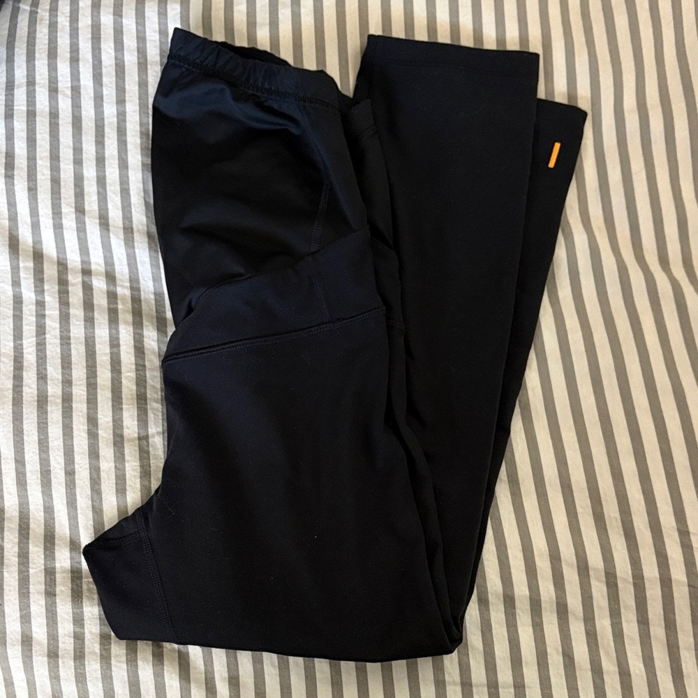 Women’s Lucy Maternity Black Crop Leggings size xsmall